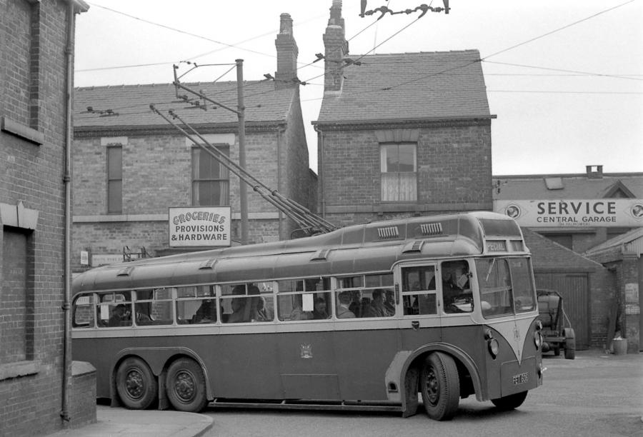  Daimler CTC6 East Lancs (B38C) 1949 года  (фото 1 из 1)